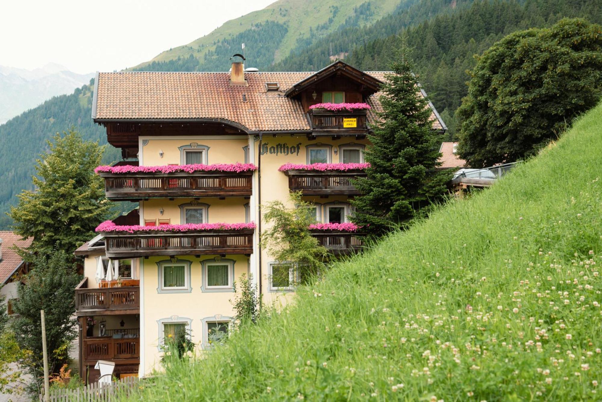 Gasthof Innerwalten Sankt Leonhard in Passeier Buitenkant foto